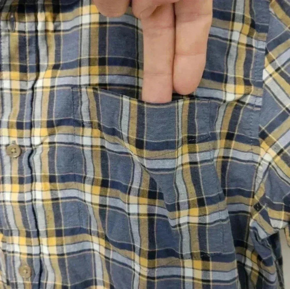 Prana Short Sleeve Button Down Size XL EUC - Picture 5 of 6